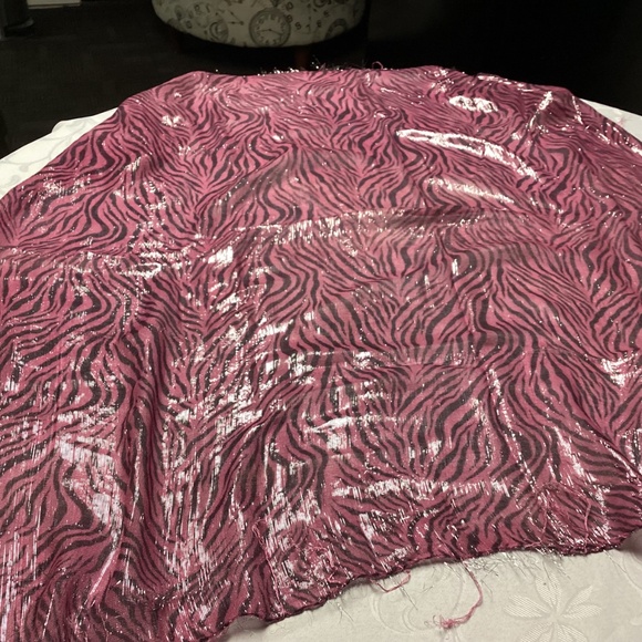 Sparkly shawl. Uniqie. Sift n cuddly. BLING TOO - Picture 5 of 8